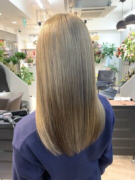 ジエクト ヴィシア(The Ect VIXIA) 髪質改善トリートメント　ハイトーングレージュ