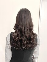 チョビー 銀座(chobii)&nbsp;抜け感ヘア/イルミナ/コテ巻き風/冬カラー/ゆるふわ/韓国ヘア
