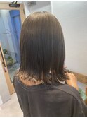 アッシュブラウン×切りっぱなしボブ◎小國綾か
