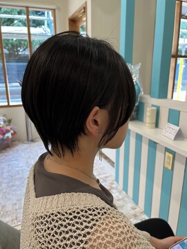 ソラ(SORA) 大人ショート　グラデーション《カット×トリートメント》