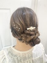 ウーロス(uros.) お呼ばれシニヨン