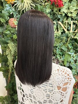 シーン(SCENE) グレージュ/暗めカラー/髪質改善/アッシュカラー/セミロング