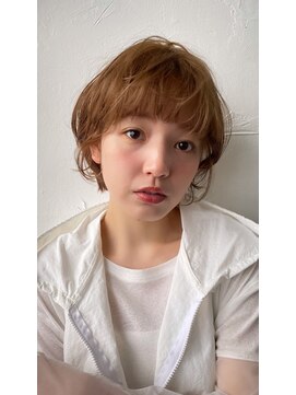 ヘアーアンドファッションシオミエイチ (hair＆fashion shiomi H) ふんわりショートボブ◎