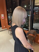 モアナ バイ ラナ 上小田井(MoanA BY LANA)&nbsp;ハイトーンカラー　シールエクステ　ブリーチ　グレージュ