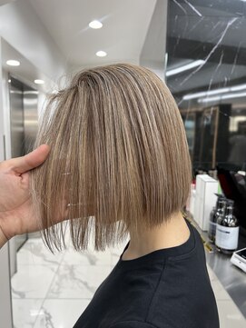 ラピス 渋谷本店(Lapis) ミルクティーハイライト/ボブカット/ショート/外国人風/メッシュ