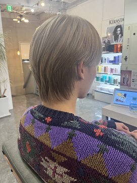 クレア バイ グレープバイン 金沢文庫(CLAIRE by GRAPEVINES) メンズウルフカットホワイトベージュ