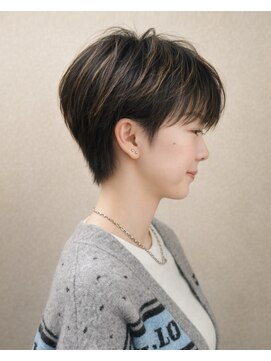 ヘアスタジオヘーフリヒ(HAIR STUDIO HoFLICH) ハイライト/ショート女子/ハンサムショート/ショート前髪あり