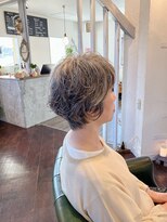 リンネ ヘアサロン(linne hairsalon)&nbsp;グレイヘア×ローライト×パーマ