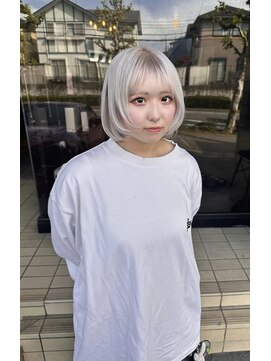 ダイス(Dice) ホワイトレイヤーボブ