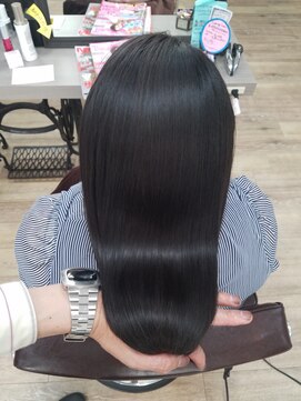 ルーミールーム(RoomieRoom) アッシュブラック/髪質改善/ツヤ髪ロング/透明感/美シルエット