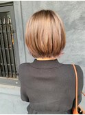 艶髪ショートボブ×ピーチブラウン