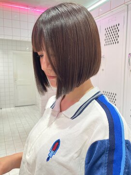 ロンドルーチェ 心斎橋(Lond luce) ダークアッシュ/ミディアムレイヤーカット［髪質改善/縮毛矯正］