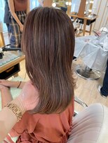 ネオリーブ チロル 横浜西口店(Neolive CiroL.)&nbsp;切りっぱなしミディアム　ハイライト