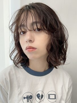 ノイ(noi) ショートカットショートボブ前下がりボブくびれショート