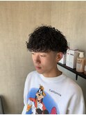 ツイストスパイラル　メンズパーマ　刈り上げショート　パンク