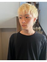 カット アトリエ ルームスリー(cut atelier room3)&nbsp;ブロンドヘア×ショートレイヤー