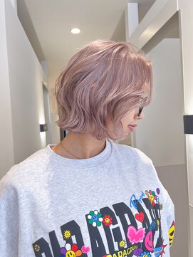 リノ(RLINO) 【名古屋/栄】ボブカット/ブリーチ/ミルクティーベージュ