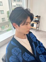 ネオリーブ クーロ メゾン 横浜(Neolive curro Maison)&nbsp;韓国マッシュ　センターパートフェザーパーマ　MEN’S HAIR