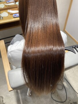 ユーリカ リチェルコ 四天王寺前夕陽ケ丘店 酸性ストレート/縮毛矯正