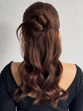 リレーション(Relation) ゆるっとカチモリハーフアップ