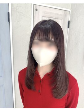 アンクス(anx) ほんのりピンクブラウン、顔周りレイヤースタイル