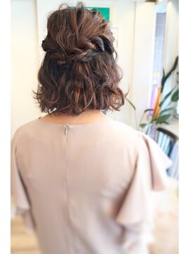 シュガー 仙台宮城野区(&Sugar) BOBゆるふわハーフアップ