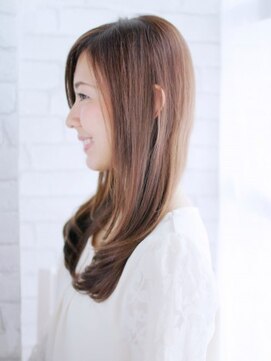 ナル 白山神社参道通り店(nalu) グロッシーストレート