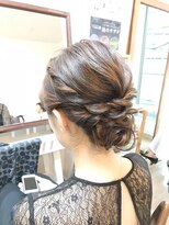 ロカット サロン(Roquat Salon)&nbsp;ミディアムシンプルアップアレンジ【ヘアアレンジ　立川南/袴】