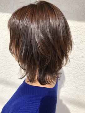 リジェール 高辻店 REJOUIR ウルフ　ミディアム　アッシュ　外ハネ