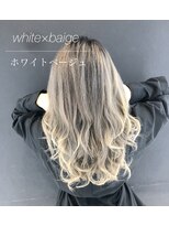 バトー(bAteAu)&nbsp;ベージュ、ハイライト、バレイヤージュ、グラデーション