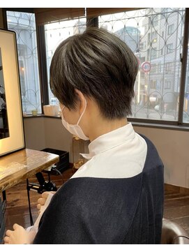 ヘアアンドメイク エジェリ(hair&make egerie) シークレットハイライト・刈り上げショート