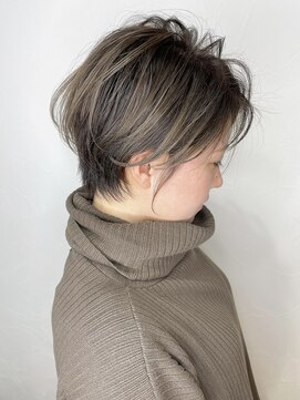 ユイット 本八幡店(Uit) 耳掛け×くびれ×ハンサムショート