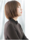 暖色系カラー小顔ツヤ髪切りっぱなしボブa小山20代30代40代
