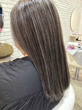 ノーブル(noble) 筋間たっぷりハイライト