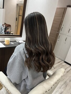 ベルヘアーデザイン 堺東(Belle hair Design) コントラストハイライト