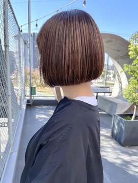 プライベートサロン キッテ(private salon kitte.) コンパクトにあごラインボブ