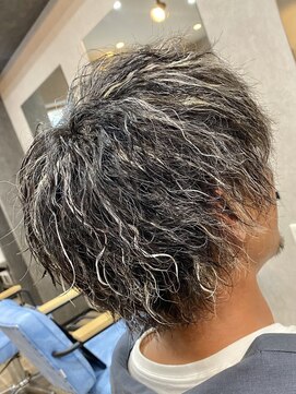 ユナイテッドヘアー(UNITED HAIR) Men's・ハイライトツイスパ☆