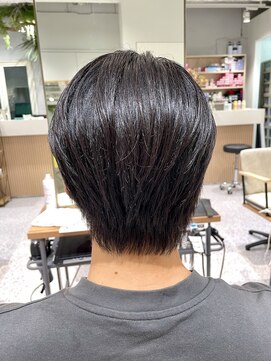 ゼストララ(ZEST Lara) 【YUICHI】王道メンズセンターパート