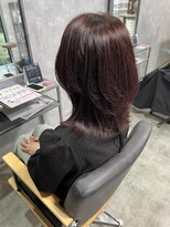 ヘアメイク リヴ(Hair Make Liv) ミディアムレイヤー【カシスレッド】