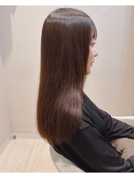 コーエン(cowen) 美髪ストレート薄めバング似合わせパーソナルカラー暗めアラサー