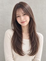 アミ(Ammi)&nbsp;透明感アッシュグレージュ/レイヤーカット/ロングレイヤー