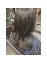 グラニーレ ヘア フィールド(granire hair field)&nbsp;外国人風カラー　シルバーアッシュ！