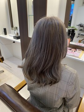 ミグシー(migcy) グレー系カラー！