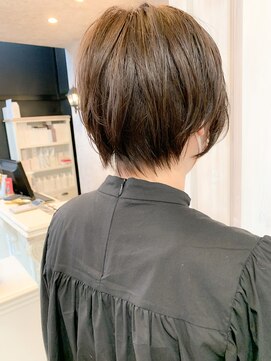 キャアリー(Caary) 福山 丸みショートヘア/ショートボブ/ベリーショート人気Caary