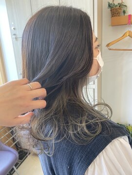 エス ハート オブ ヘアー 名東店(Heart of HAIR) 【ES 佐藤】Winter Style #30 グレージュベースイヤリングカラー