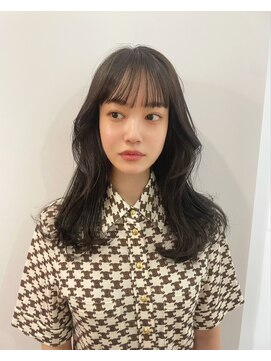 アスター(astar) 【astar】ぷつんバングレイヤーミディアム