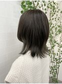 ミディアムレイヤースタイル×グラデーションカラー
