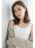 大人の透明感×色気溢れるカジュアルスタイル