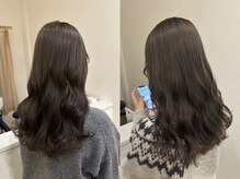 オリーブグレージュ