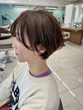 アッシュ 下北沢店(Ash) 自然な丸みのショートボブ